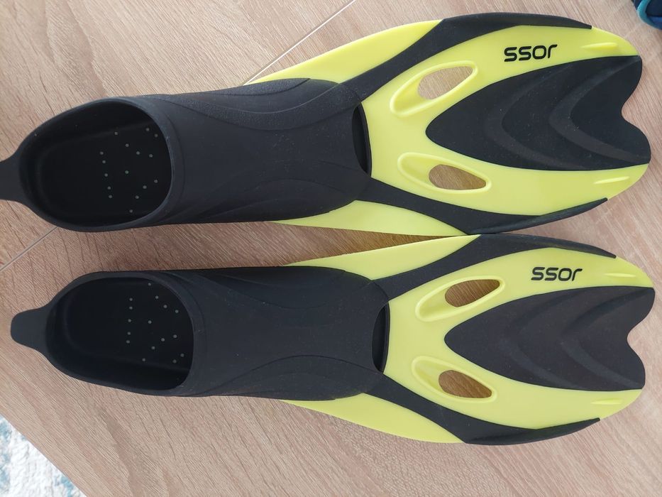 Ласты для бассейна