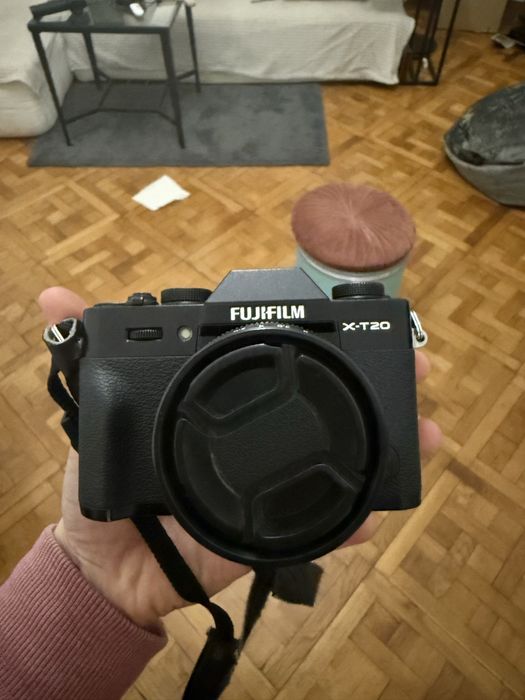 Fujifilm XT20 + Obiectiv Fujinon XF 35mm f2