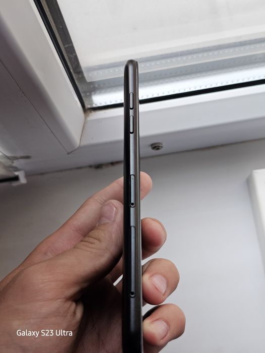 Samsung a6 32gb.
