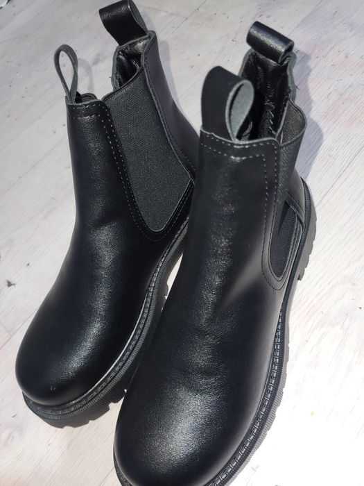 Қыстық Етік сатылады