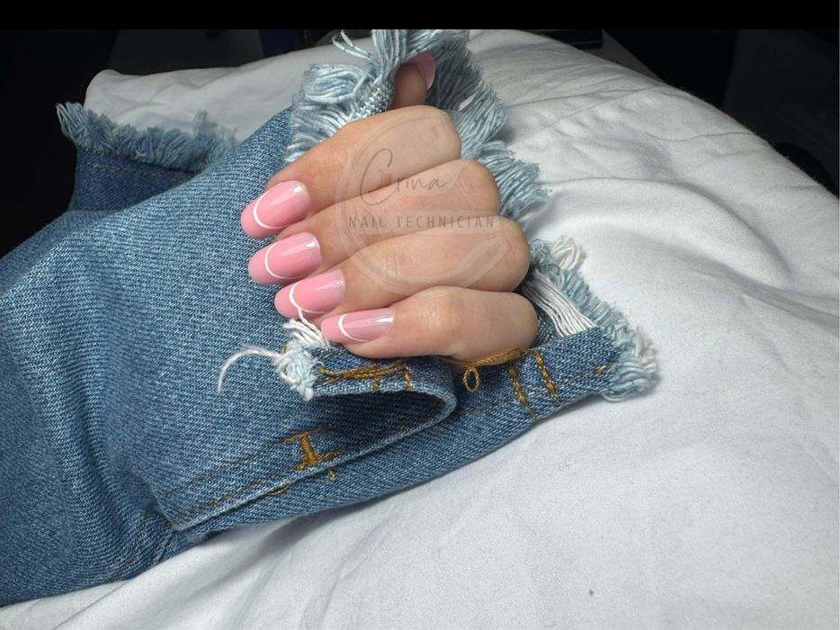 Unghii cu gel si oja semipermanenta/ pedichiura