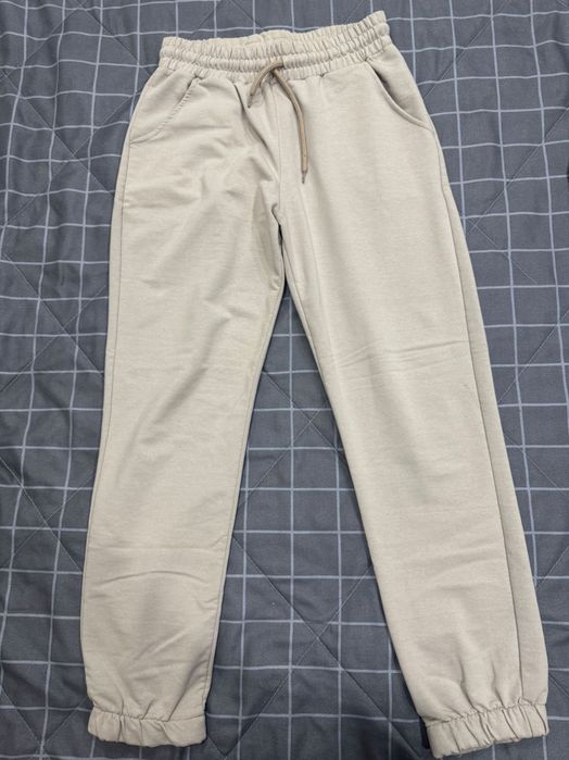 Спортивные штаны женские