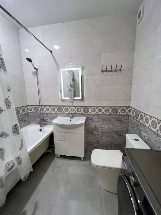 Мотрид Кора сув 63 квадрат 2 хоналик Навастройка сотилади евро ремонт