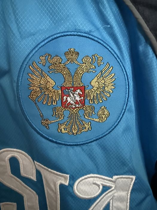 Ветровка Forward Russia