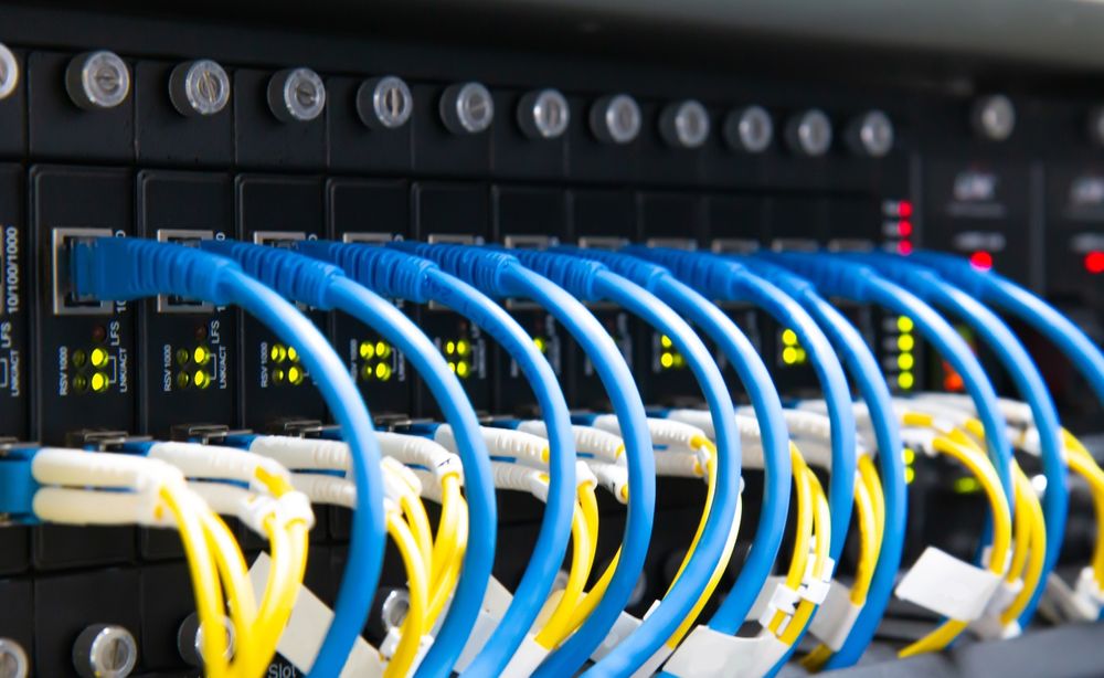 Camerele de supraveghere,  sisteme de alarma , automatizări porți