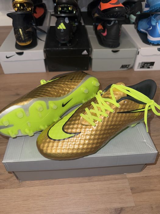 Ghete Fotbal Nike Hypervenom