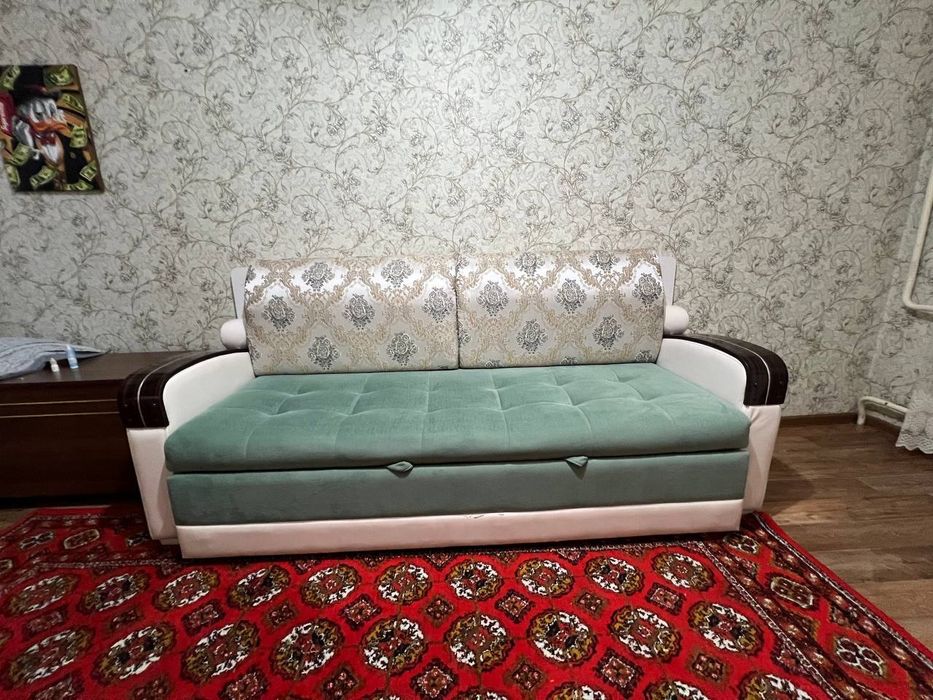 Диван трансформер 3 в 1  ,в хорошем состоянии