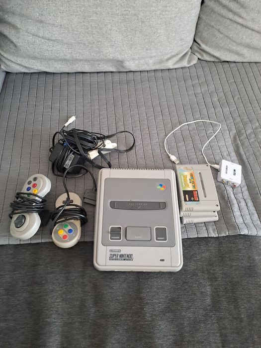 Vând xbox one s 1 Tb, super Nintendo  și  stație audio + 2 boxe  Pioneer