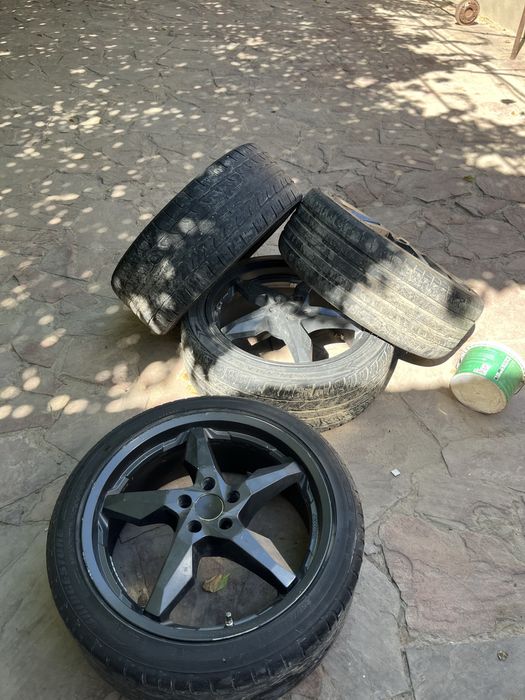 Диск с шиной размер 19