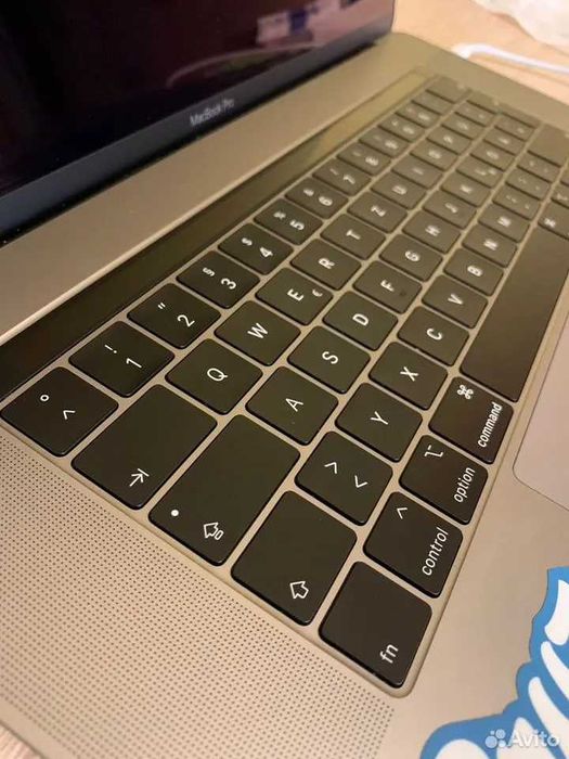 Macbook Pro 15 2019 i9/32gb RAM/ 512gb SSD