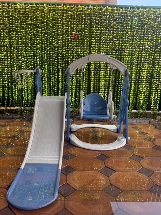 Детская горка с качелей