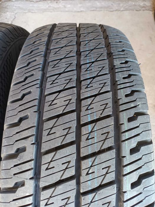 2 Нови бусови гуми 235/65R16C Semperit Van-AllSeason 115/113R M+S