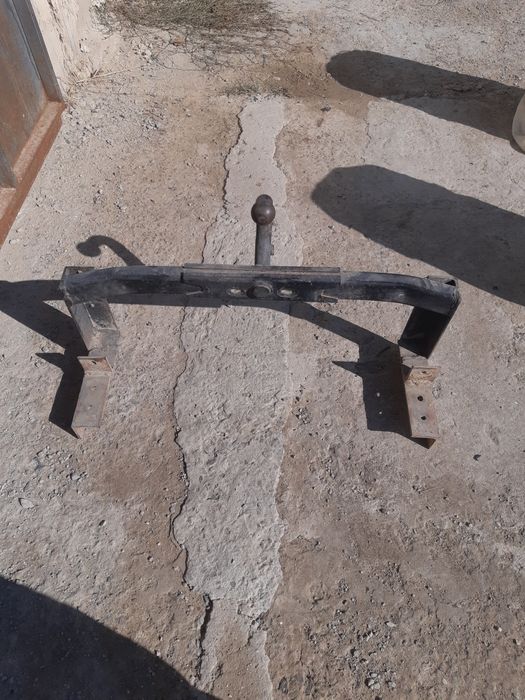 Продаётся фаркоп Митсубиси Делика Буханка