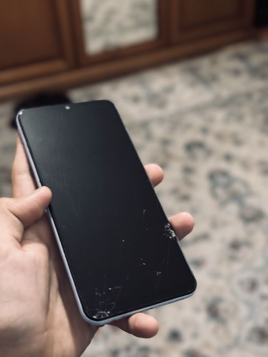 Телефон Samsung Galaxy A13