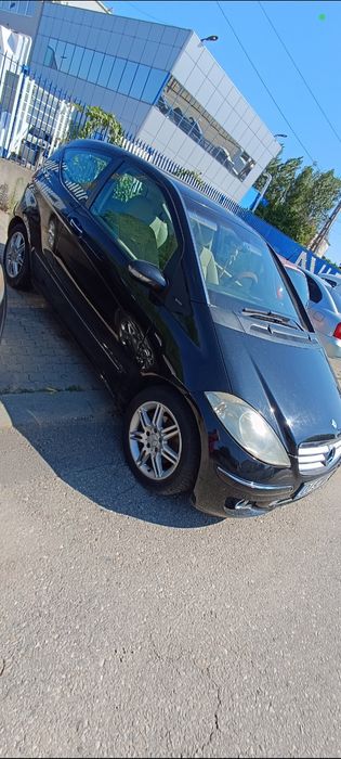 Vând Mercedes-Benz A-class