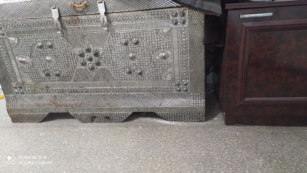 Сандиклар сотилади тахтали ва темирли