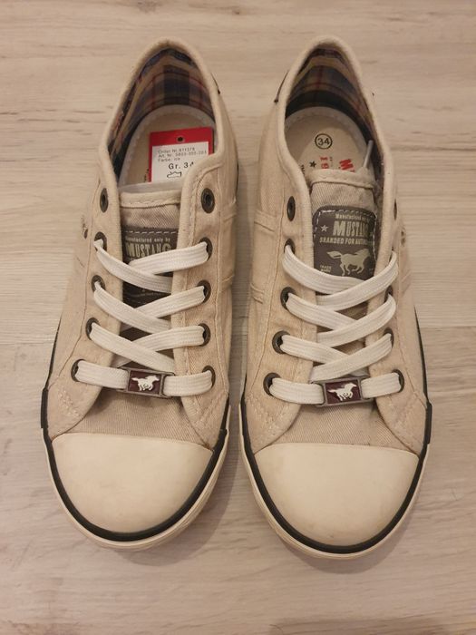 Teniși Mustang noi, cu eticheta, fete, 34