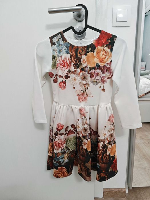 Комплект детско зимно палто и рокля с флорални мотиви 122 Доницета