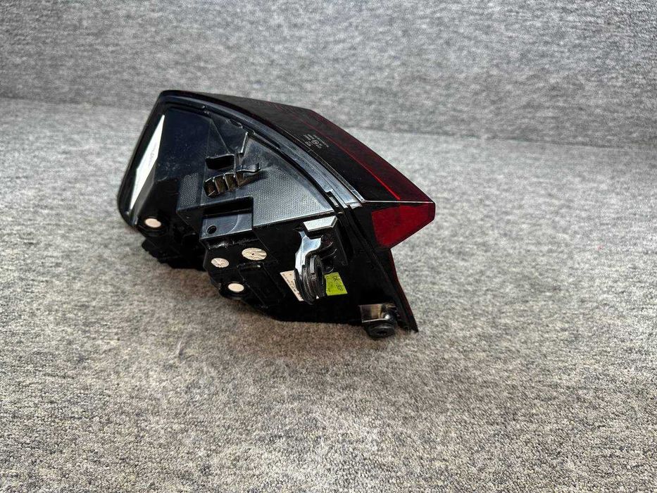 Stop aripa stanga BMW X1 U11