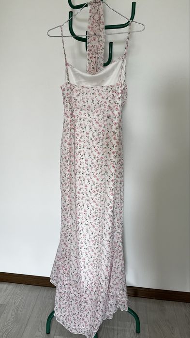 продаю платье срочно