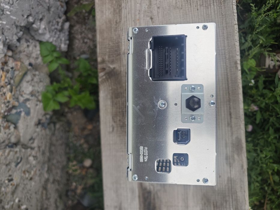 Продам магнитолу от кобальта