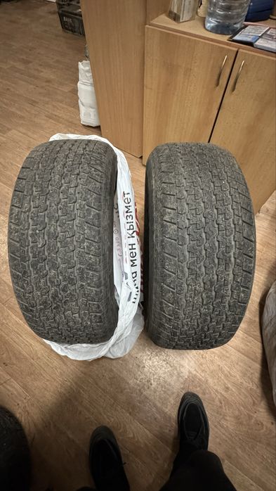 Шины летние комплект 285/60/18