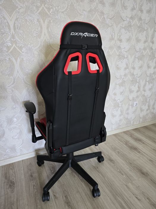 Игровое кресло DXRACER Prince