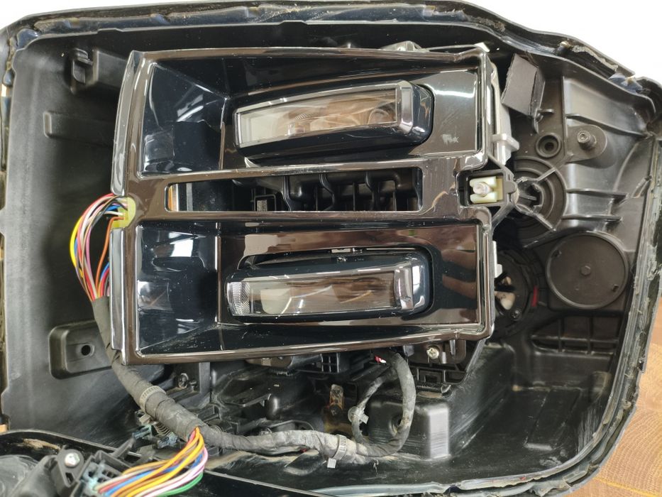 Фара Hyundai Santa Fe