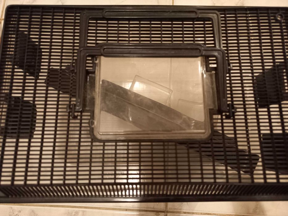 Exo Terra Кутия за съхранение на щурци L