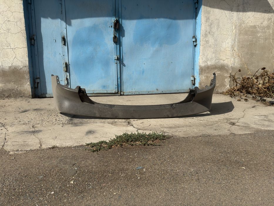 Продам задний бампер changan uni-v