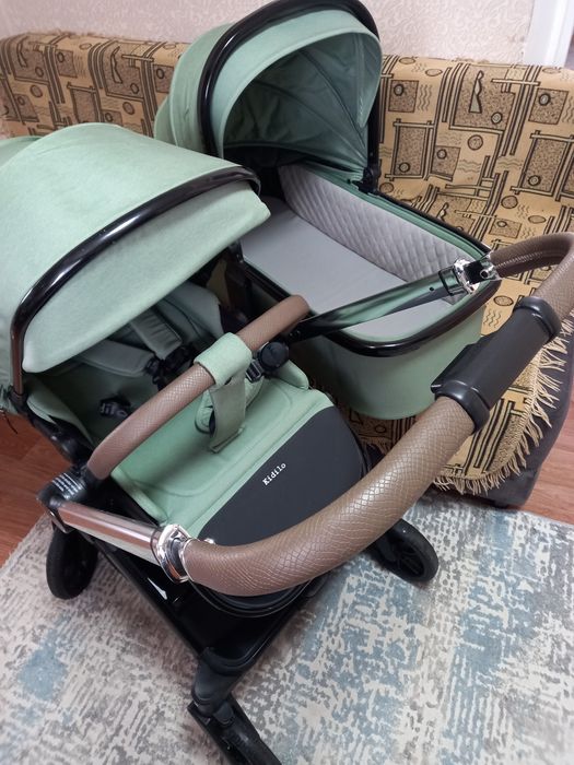 Продам детскую каляску 70.000