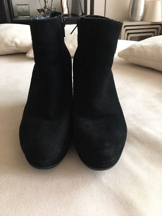 Botine din piele intoarsa naturala mar. 39