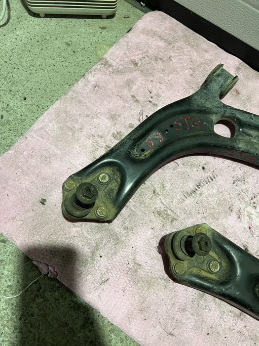 Brat brate bascula suspensie fata stanga dreapta pt vw passat b8 arteo