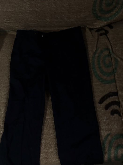 продам школьные брюки