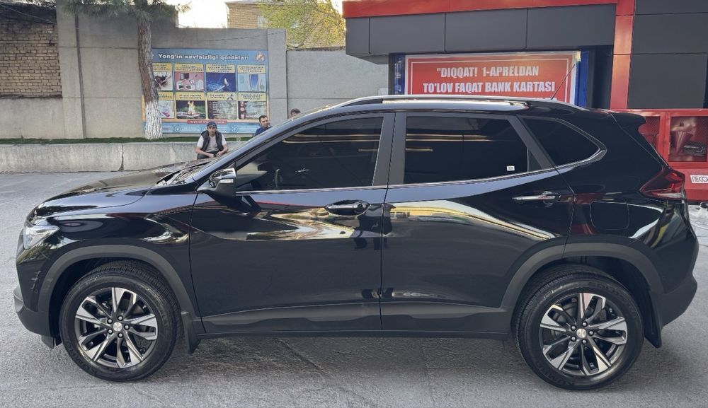 Tracker -2 premier kraska 100% toza+ Tonirovka 9 oy