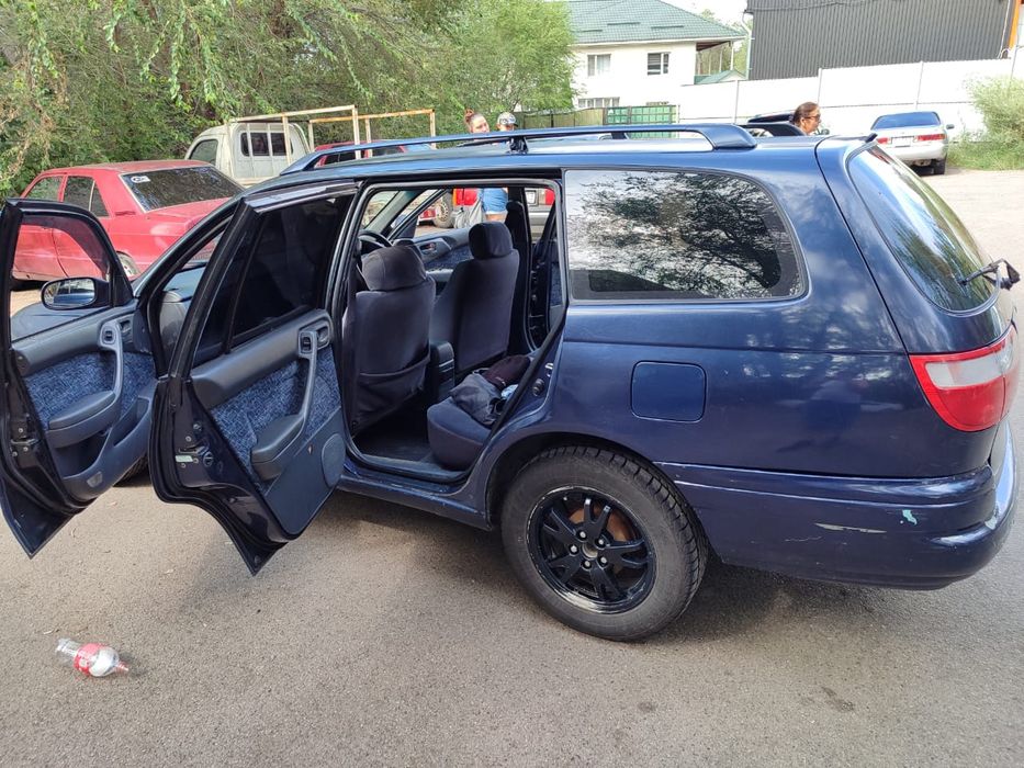 Продам машину TAYOTA COLDINA