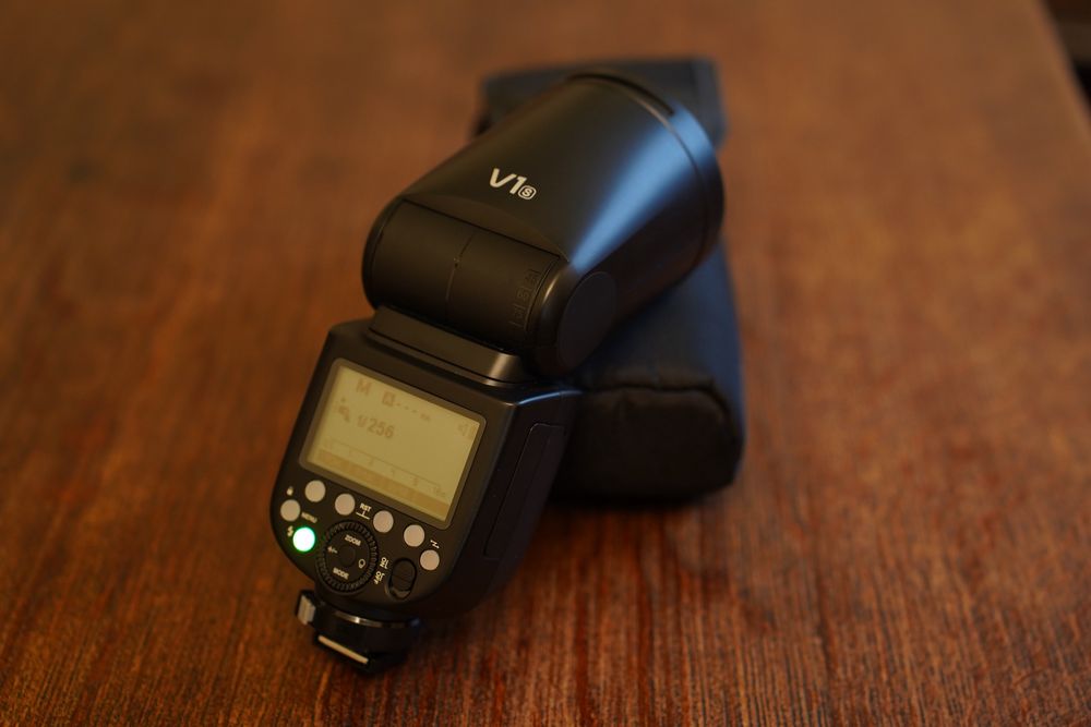 Bliț Godox V1 Sony (V1-S) – Stare Impecabilă, Ca Nou