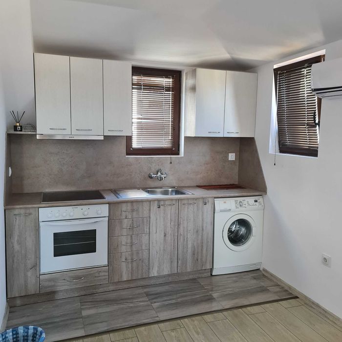 Дава се под наем Двустаен апартамент в Благоевград, Освобождение - 60 кв.м за 278.97 € - Снимка #2