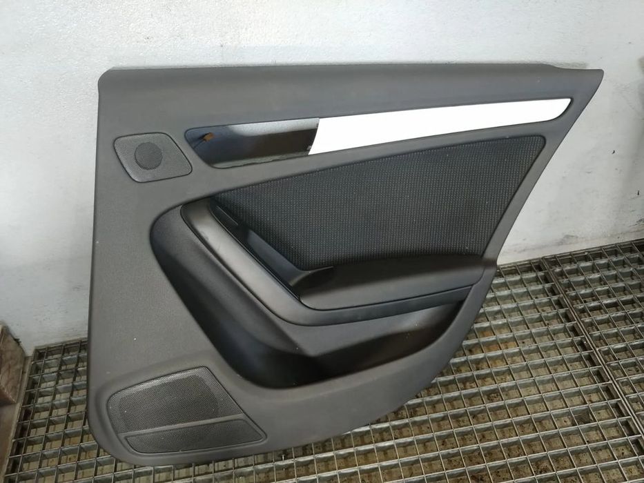 fata tapiterie usa dreapta spate audi a4 b8 8k  8k0867306