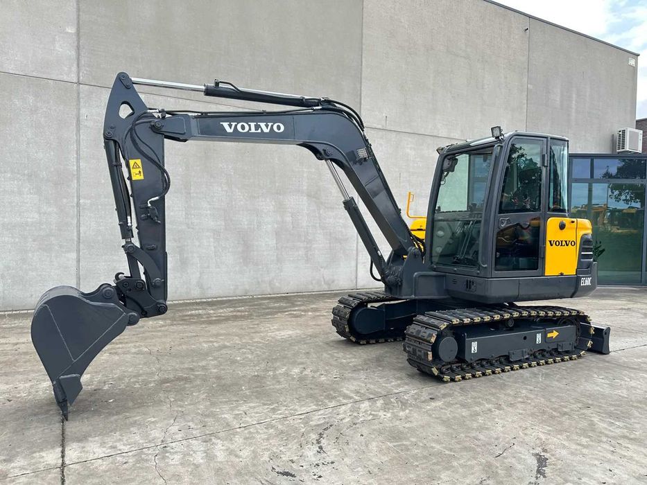 Miniexcavator / Midiexcavator Volvo EC60C (5.6 Tone) – An 2012