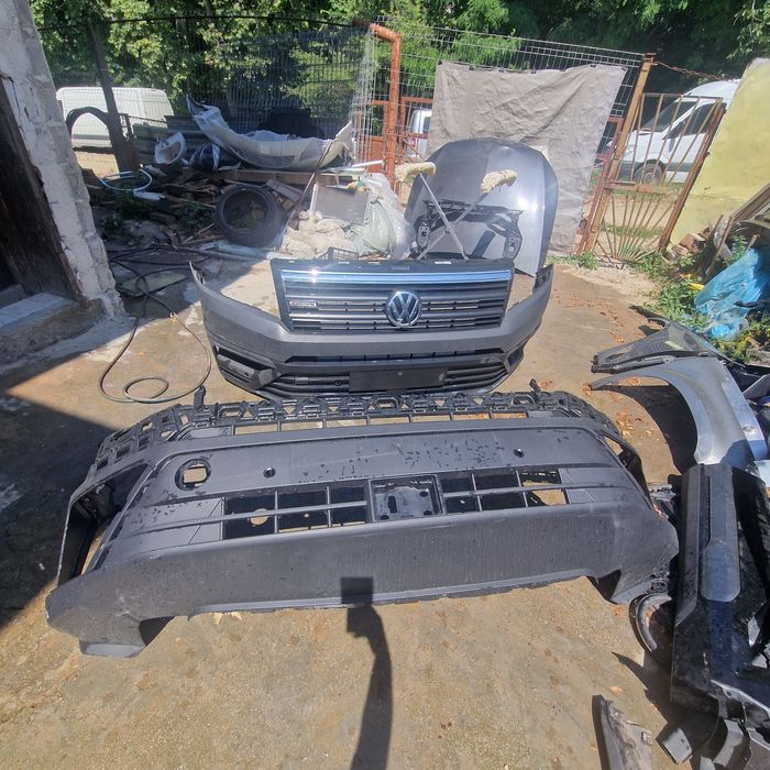 VW Crafter след 2017 предна броня