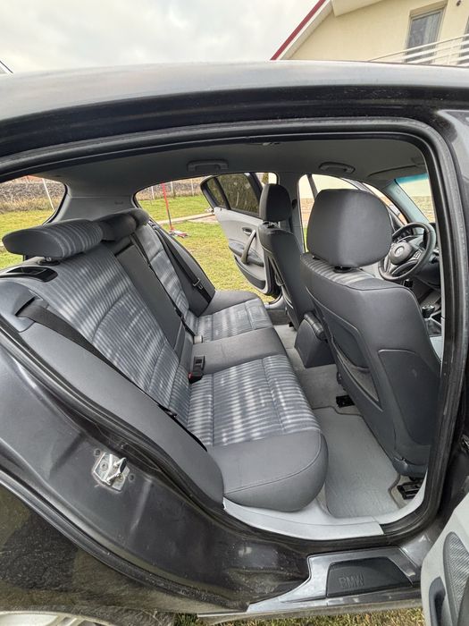 Bmw seria 1 118d   URGENT