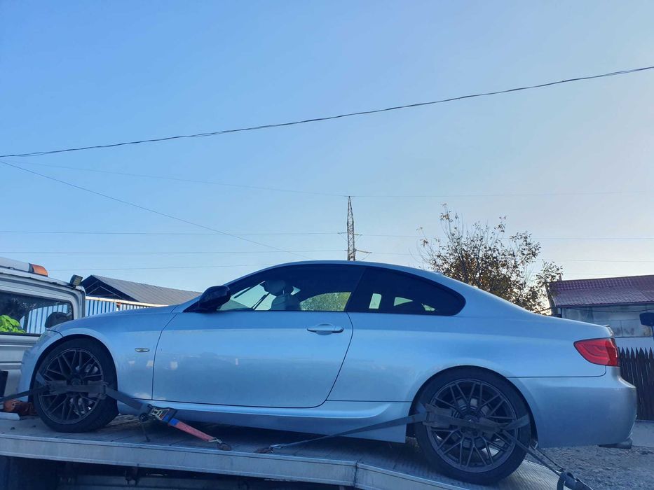Dezmembrez BMW 320D E92 COUPE SPORT  2012