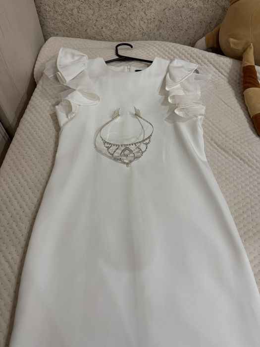 Детское белое нарядное платье