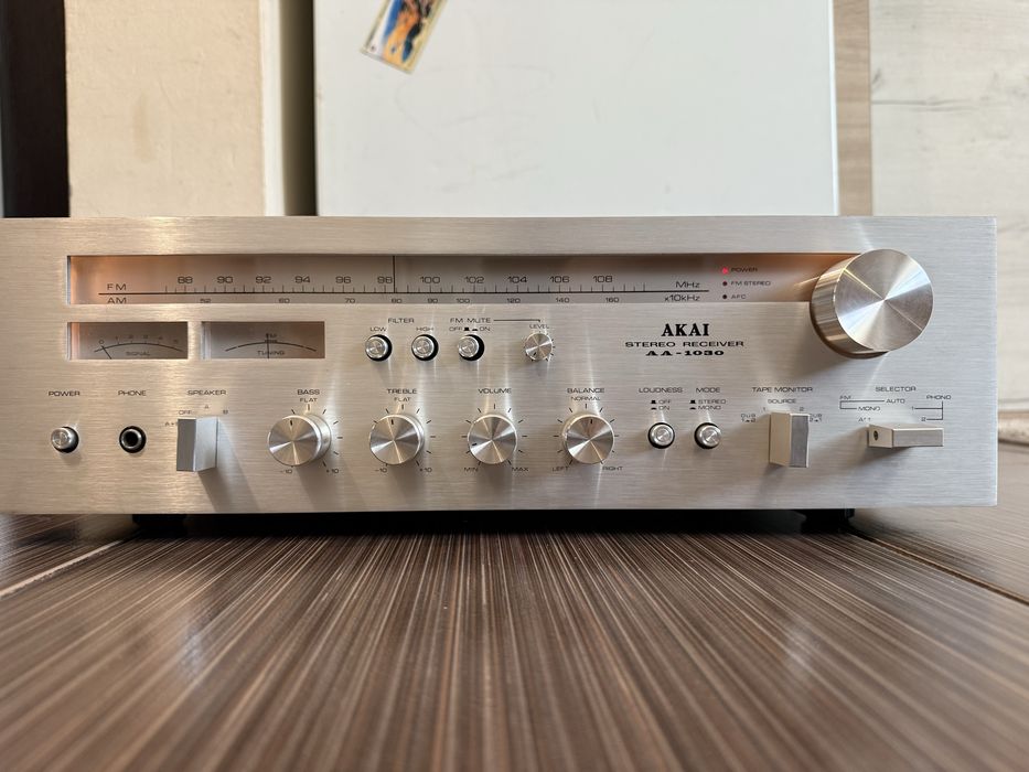 Akai AA-1030 Като нов