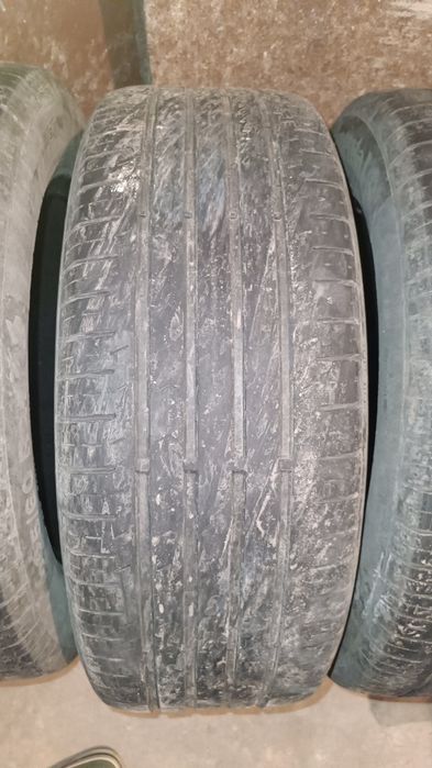 Шины летние Continental комплект продам