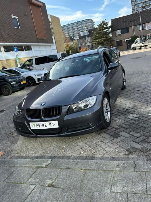 Продава се BMW 320d