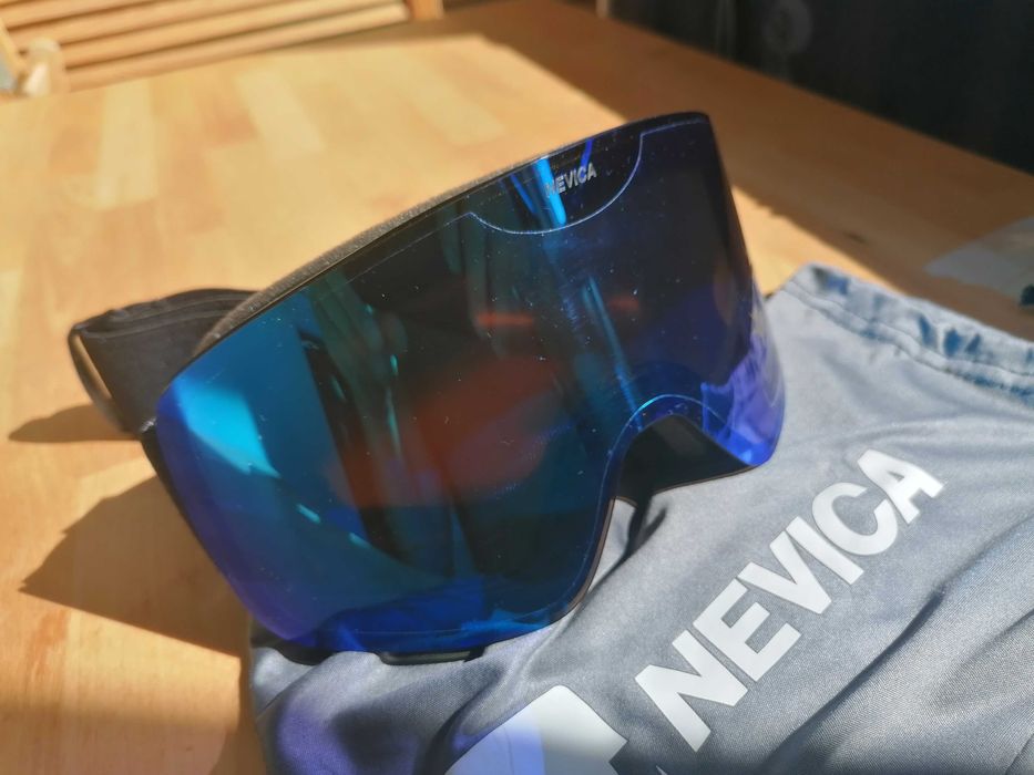 Ochelari schi snowboard Nevica  noi, anti-fog, protecție UV 400, model OTG compatibili cu ochelari de vedere, pouch inclus