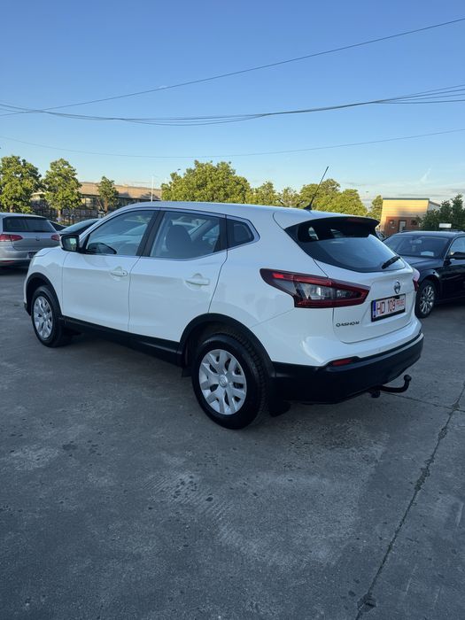 Nissan Qashqai 2019 Benzina 134000km