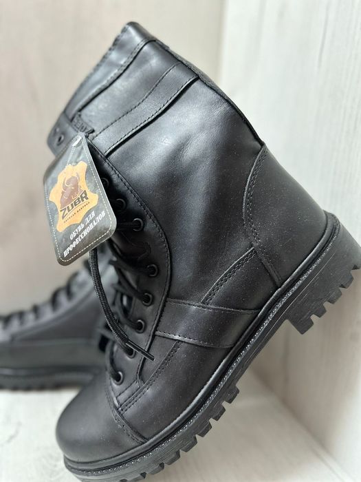 Продам Берцы новый